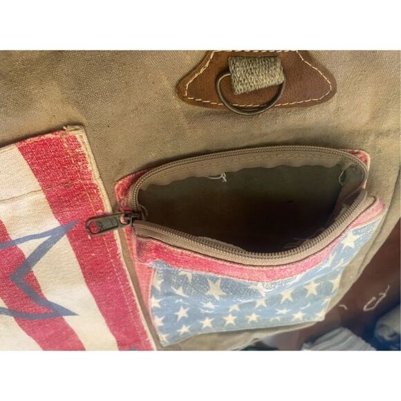 The Barrel Shack Leather Recycled Canvas Tote Patriotic One Size-NWOT - Picture 15 of 16
